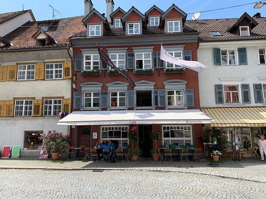 Petrus Cafe Brasserie